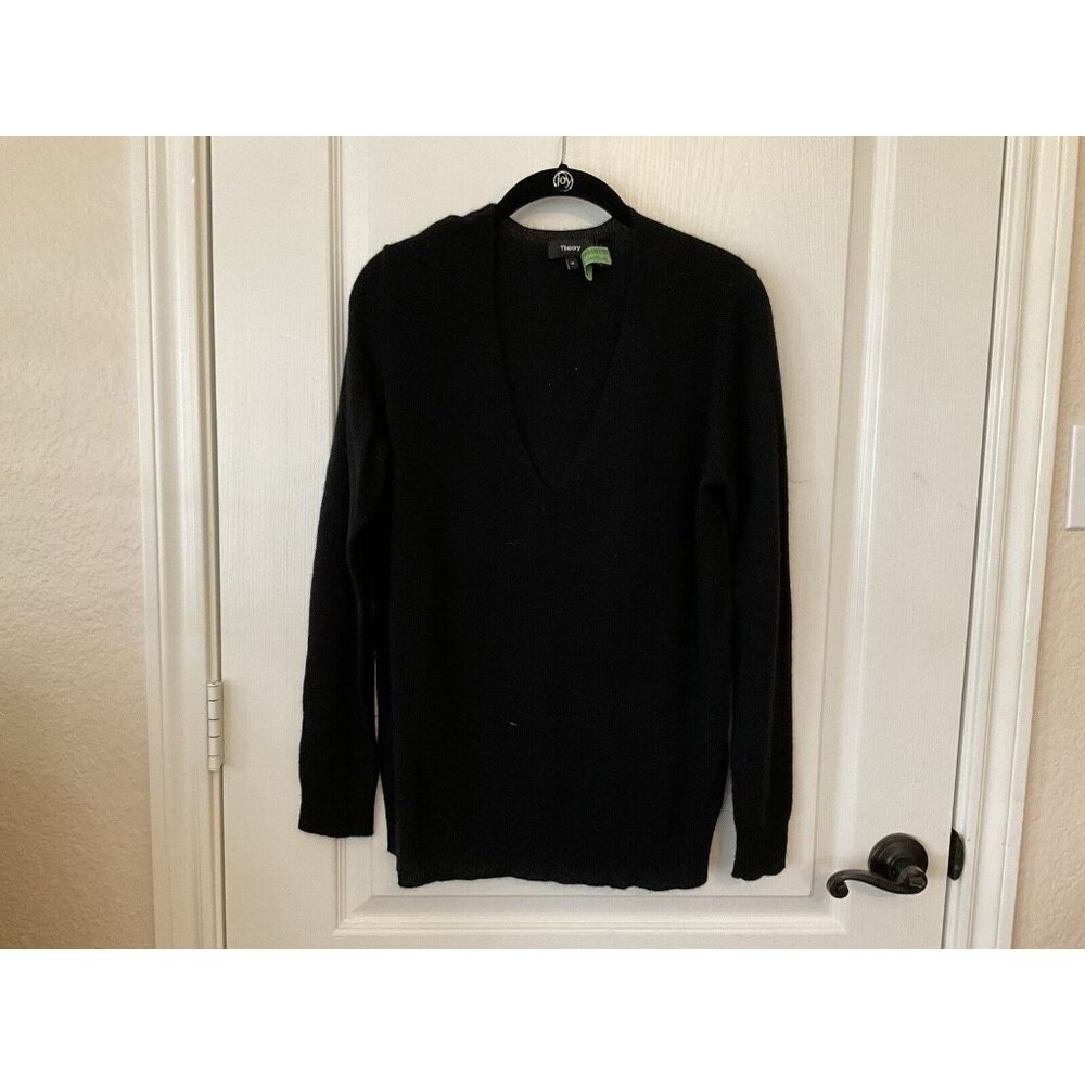 Theory Black Cashmere Deep V-Neck Adrianna Sweater Women’s Medium Lightweight